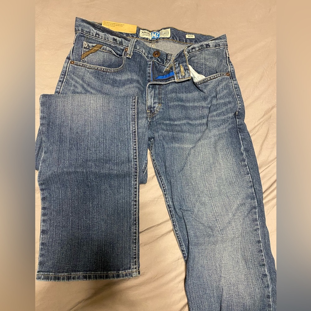 Ariat legacy M2 relaxed bootcut jeans 33x32